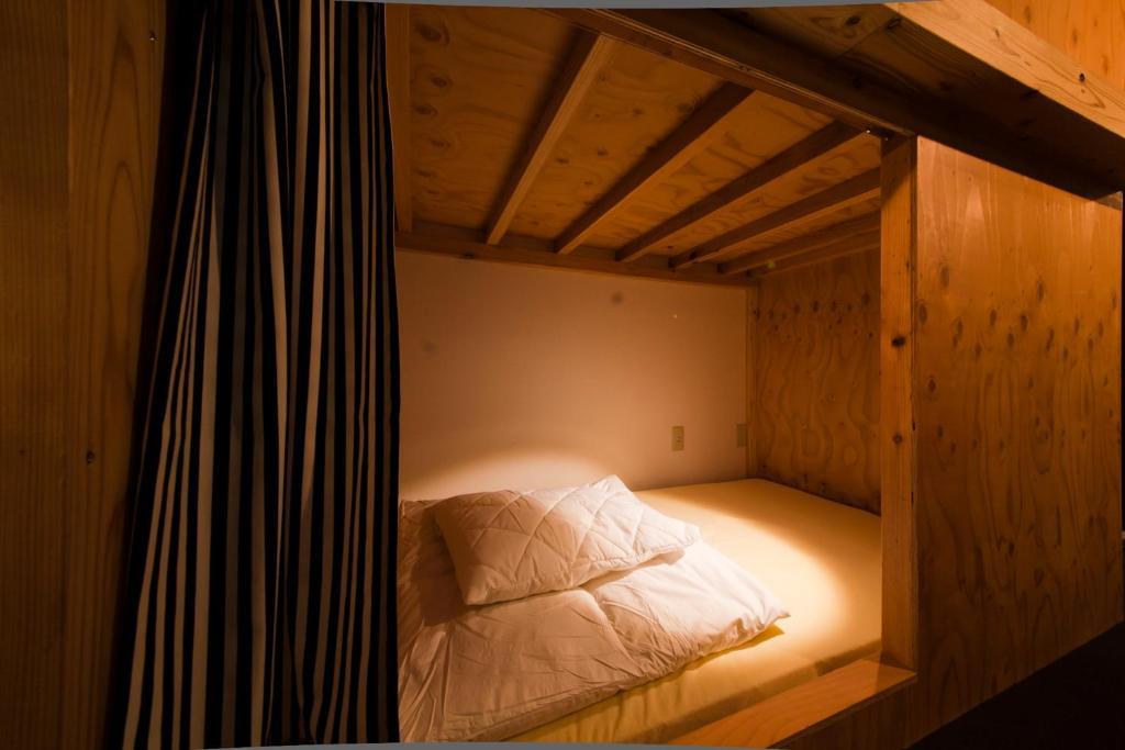 Hakata Gofukumachi Hostel Takataniya Fukuoka  Rom bilde