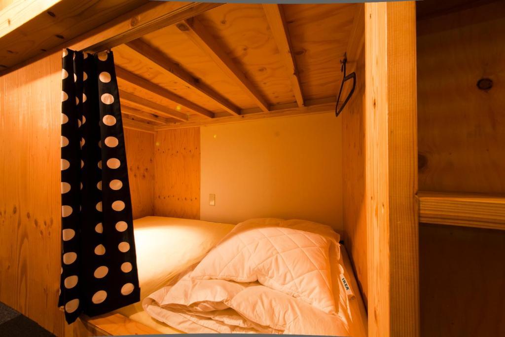 Hakata Gofukumachi Hostel Takataniya Fukuoka  Rom bilde